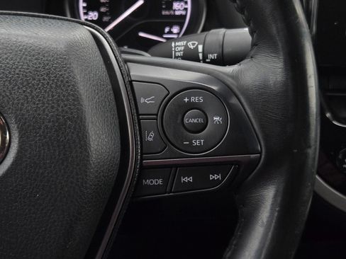 Certified 2022 Toyota Camry SE FWD image 19
