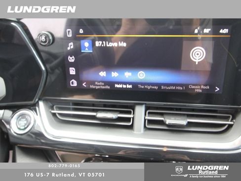 Used 2024 Chevrolet Trax ACTIV w/ Driver Confidence Package FWD image 6
