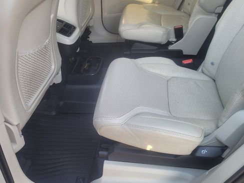 Used 2020 Volvo XC90 T6 Inscription w/ Protection Package Premier image 37