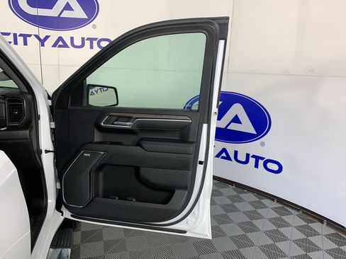 Used 2023 Chevrolet Silverado 1500 LTZ w/ LTZ Convenience Package II AWD/4WD image 38