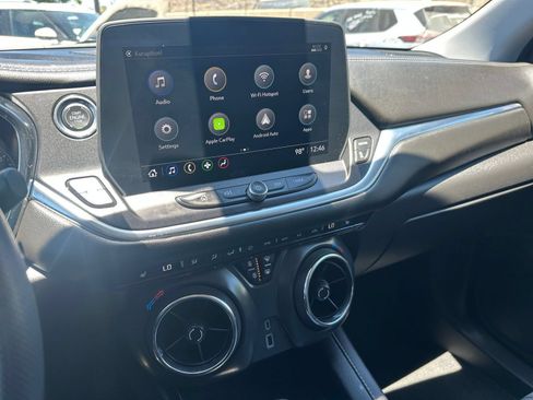 Used 2025 Chevrolet Blazer LT FWD image 16