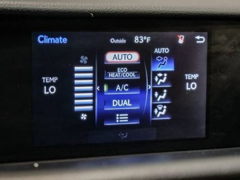 Used 2017 Lexus IS 200t w/ Premium Package RWD image 36