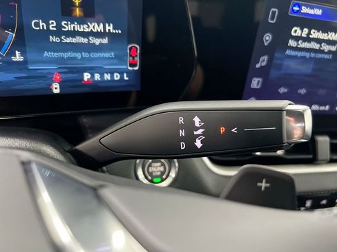 New 2026 Chevrolet Equinox LT image 18