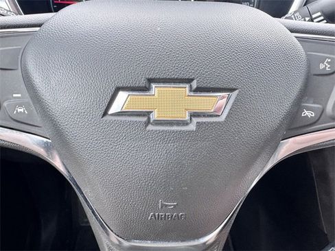Used 2024 Chevrolet Equinox LT image 17