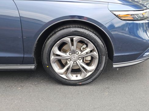 Used 2023 Honda Accord EX image 9