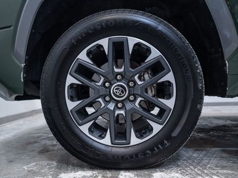 Used 2022 Toyota Tundra Limited image 11