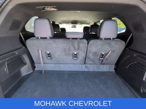 Used 2024 GMC Acadia AT4 w/ Luxury Package AWD/4WD image 27