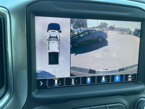 Used 2020 Chevrolet Silverado 2500 LTZ w/ LTZ Premium Package image 9