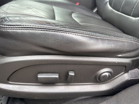 Used 2016 Buick Enclave Leather w/ Trailering Package image 15