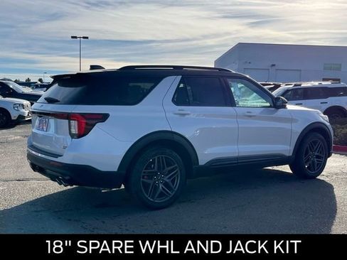 New 2026 Ford Explorer ST w/ Sun And Sound Package image 5