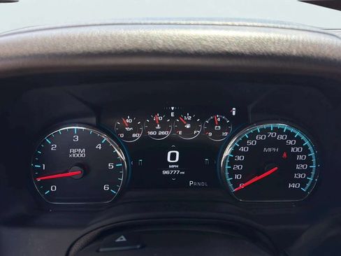 Used 2018 Chevrolet Tahoe Premier AWD/4WD image 11