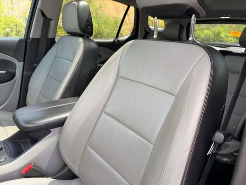Used 2019 GMC Terrain SLT w/ Preferred Package AWD/4WD image 8