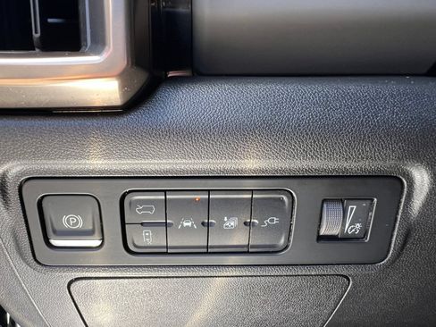 Used 2025 GMC Hummer EV 2X AWD/4WD image 49