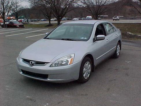 Used 2004 Honda Accord LX image 4