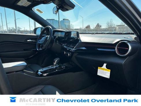 New 2026 Chevrolet Trax RS w/ Sunroof Package image 24