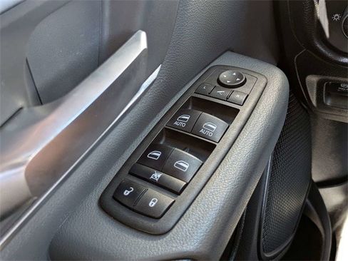 Used 2022 RAM 1500 Big Horn image 24