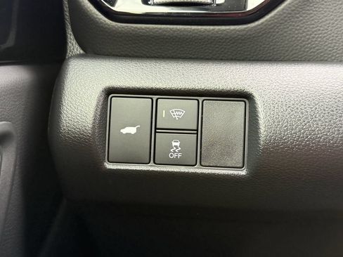Used 2025 Honda Pilot TrailSport image 25