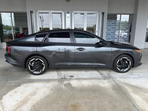 Used 2025 Kia K4 EX FWD image 7