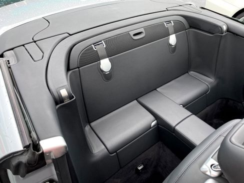 Used 2009 Mercedes-Benz SL 550 image 14