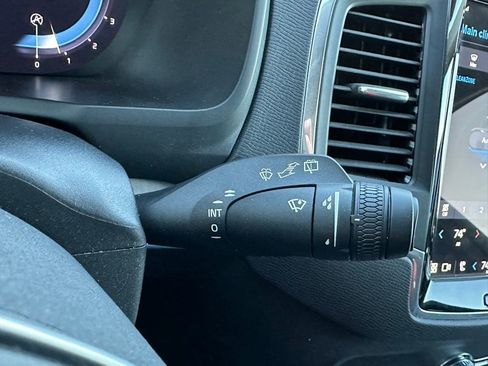 Used 2023 Volvo XC90 B5 Core w/ Protection Package Premier image 33