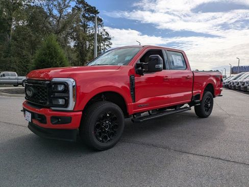 New 2026 Ford F250 Lariat w/ Black Appearance Package image 8