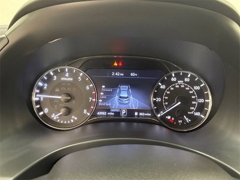 Used 2024 INFINITI QX80 Luxe image 25