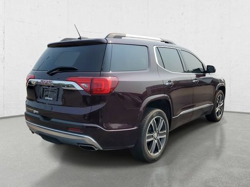 Used 2018 GMC Acadia Denali w/ Technology Package FWD image 7