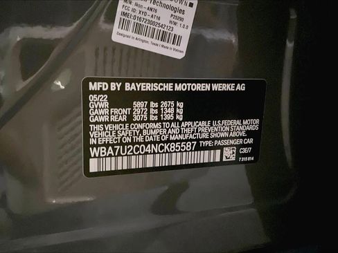 Used 2022 BMW 750i xDrive w/ Executive Package image 31