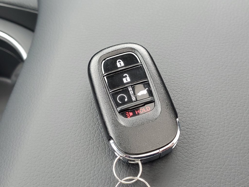 Certified 2025 Honda Pilot Elite image 36