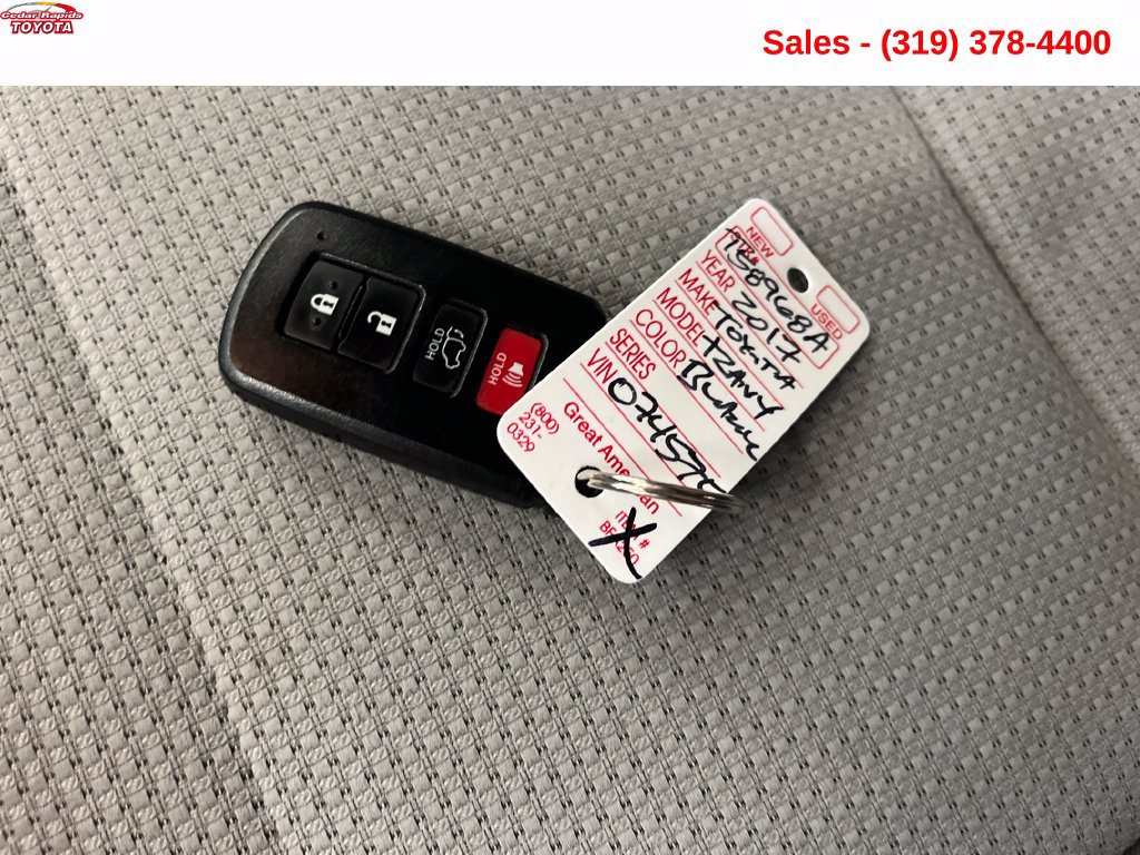 Used 2017 Toyota RAV4 XLE w/ Convenience Package AWD/4WD image 23