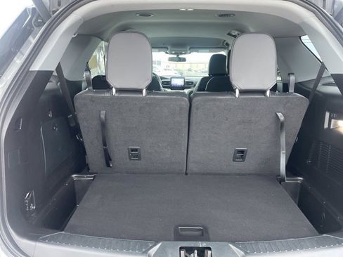 Used 2021 Ford Explorer XLT w/ Equipment Group 202A image 13