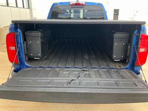 Used 2018 Chevrolet Colorado Z71 AWD/4WD image 32