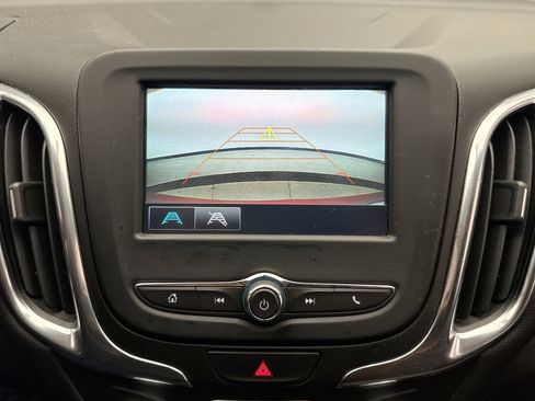 Used 2018 Chevrolet Equinox LT image 15