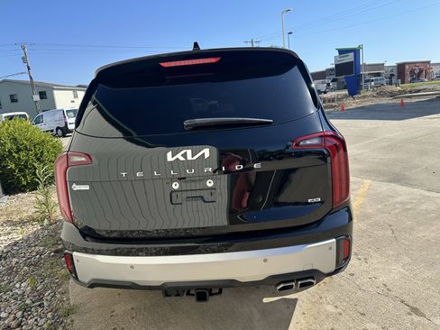 Used 2024 Kia Telluride S w/ S Sunroof Package AWD/4WD image 7