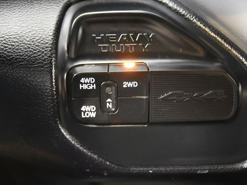 Used 2024 RAM 2500 Big Horn image 24