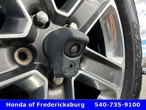 Used 2020 Jeep Wrangler Unlimited Sahara image 10