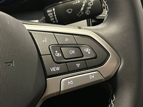 Certified 2023 Volkswagen Atlas SE image 28