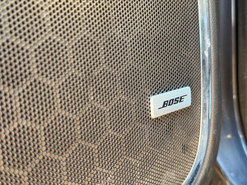 Used 2020 GMC Yukon SLE w/ SLE Value Package AWD/4WD image 16