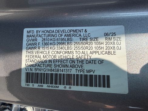 Used 2025 Honda Pilot Elite image 23