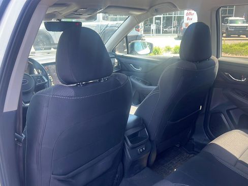 Used 2021 Subaru Outback Premium w/ Popular Package #1 AWD/4WD image 17