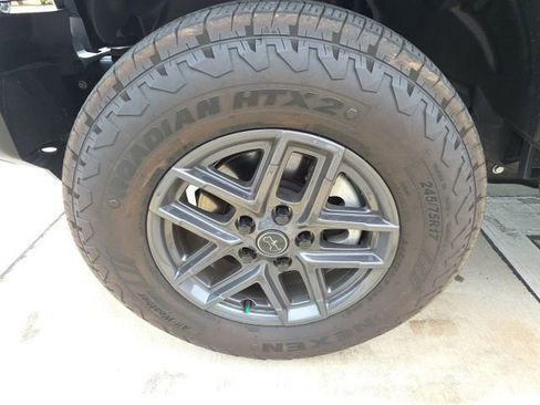 Used 2024 Jeep Wrangler Sport S image 11