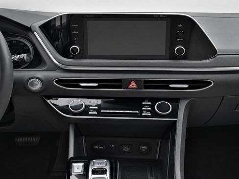 Used 2021 Hyundai Sonata SEL FWD image 11