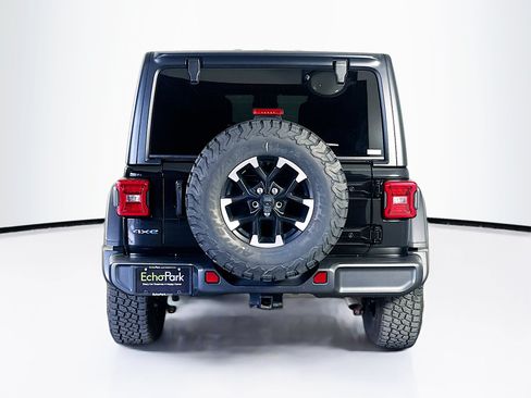 Used 2024 Jeep Wrangler Unlimited Rubicon 4xe AWD/4WD image 7