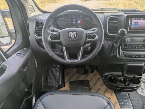 New 2026 RAM ProMaster 2500 w/ Quick Order Package 22G SLT image 14