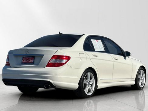 Used 2011 Mercedes-Benz C 300 Sedan image 6