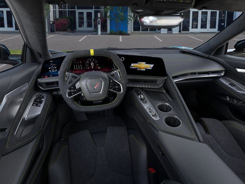 New 2026 Chevrolet Corvette Stingray Premium Cpe w/ Z51 Performance Package RWD image 17