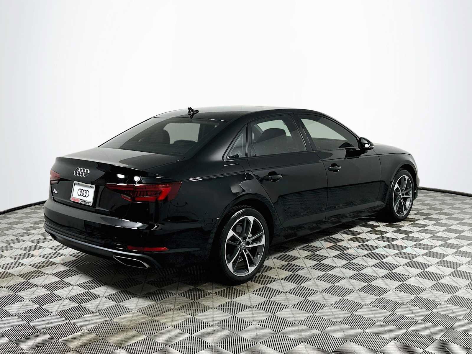 Used 2019 Audi A4 2.0T Premium FWD image 7
