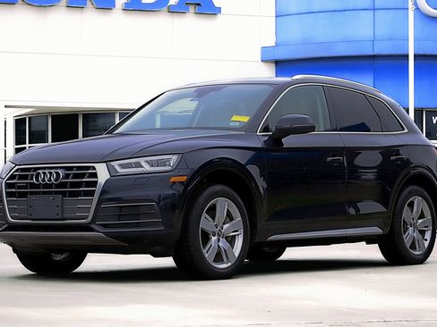 Used 2018 Audi Q5 2.0T Premium Plus w/ Premium Plus Package image 1