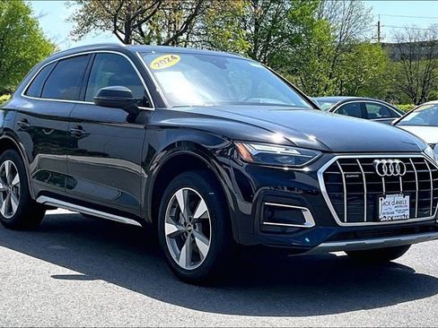 Used 2024 Audi Q5 Premium w/ Convenience Package AWD/4WD image 9