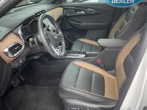Used 2021 Chevrolet TrailBlazer ACTIV w/ Sun and Liftgate Package AWD/4WD image 5
